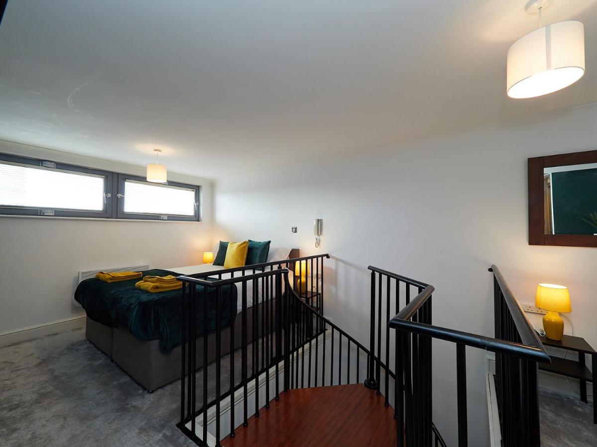 Emerald Suite - Two Story Duplex Apartment - Balcony - Contractors - Family - City Centre - Broadway Plaza - Five Ways - Sleeps 6 버밍엄 외부 사진