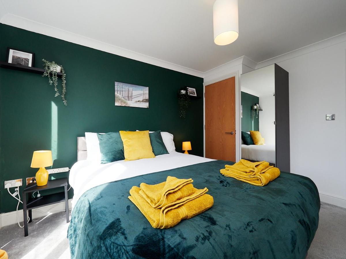 Emerald Suite - Two Story Duplex Apartment - Balcony - Contractors - Family - City Centre - Broadway Plaza - Five Ways - Sleeps 6 버밍엄 외부 사진