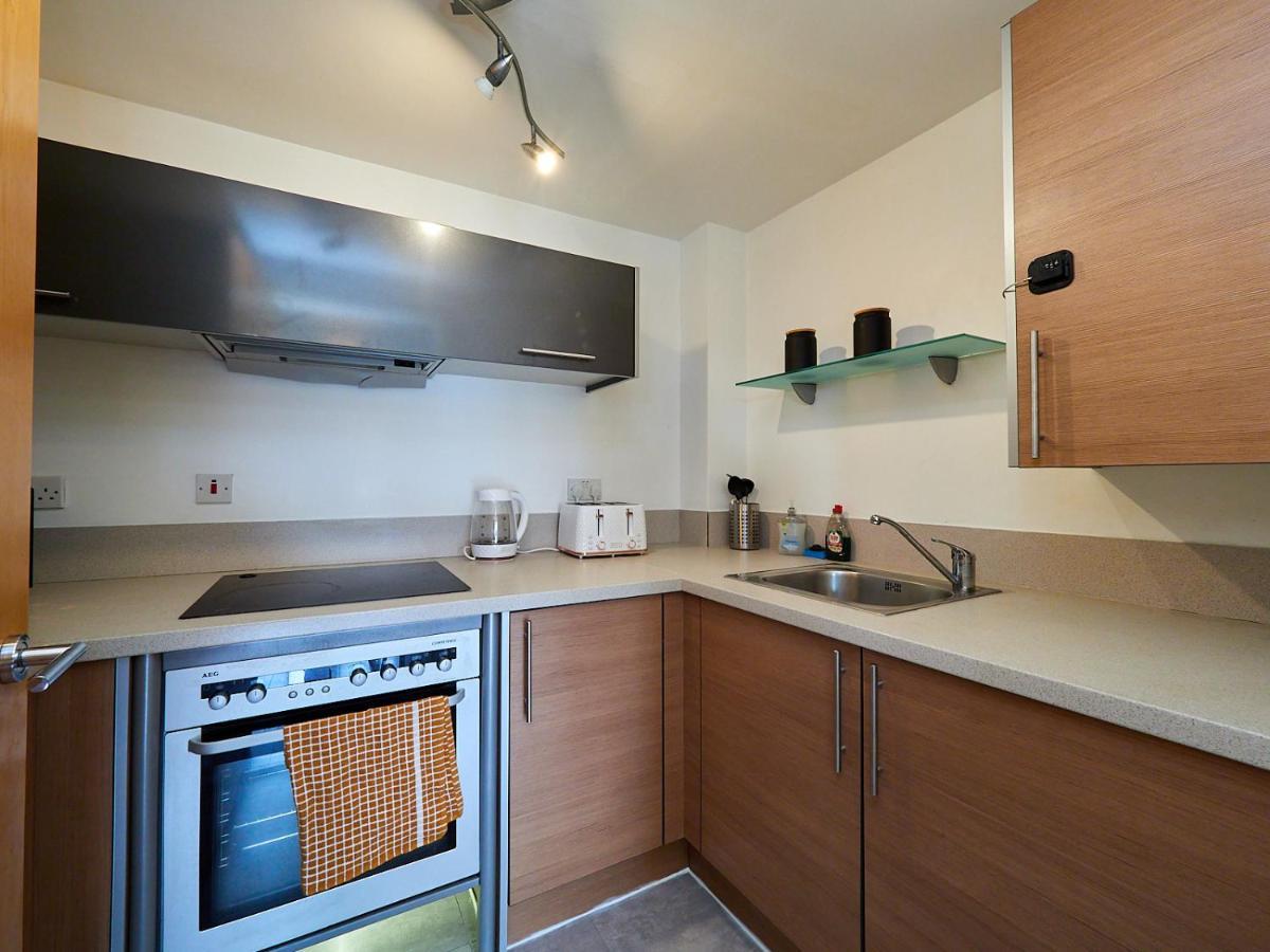 Emerald Suite - Two Story Duplex Apartment - Balcony - Contractors - Family - City Centre - Broadway Plaza - Five Ways - Sleeps 6 버밍엄 외부 사진
