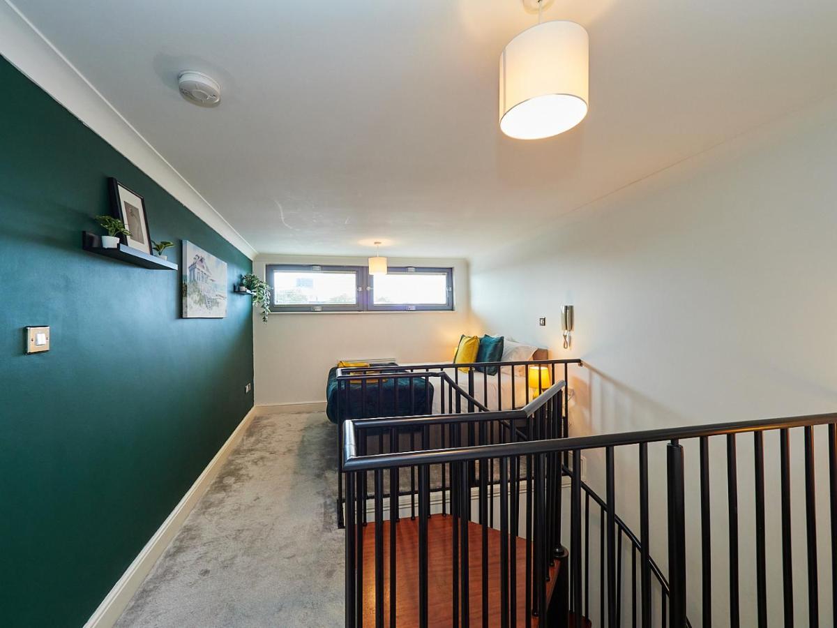 Emerald Suite - Two Story Duplex Apartment - Balcony - Contractors - Family - City Centre - Broadway Plaza - Five Ways - Sleeps 6 버밍엄 외부 사진