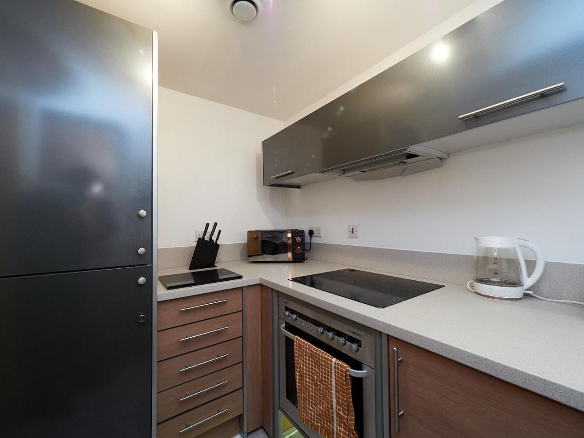 Emerald Suite - Two Story Duplex Apartment - Balcony - Contractors - Family - City Centre - Broadway Plaza - Five Ways - Sleeps 6 버밍엄 외부 사진