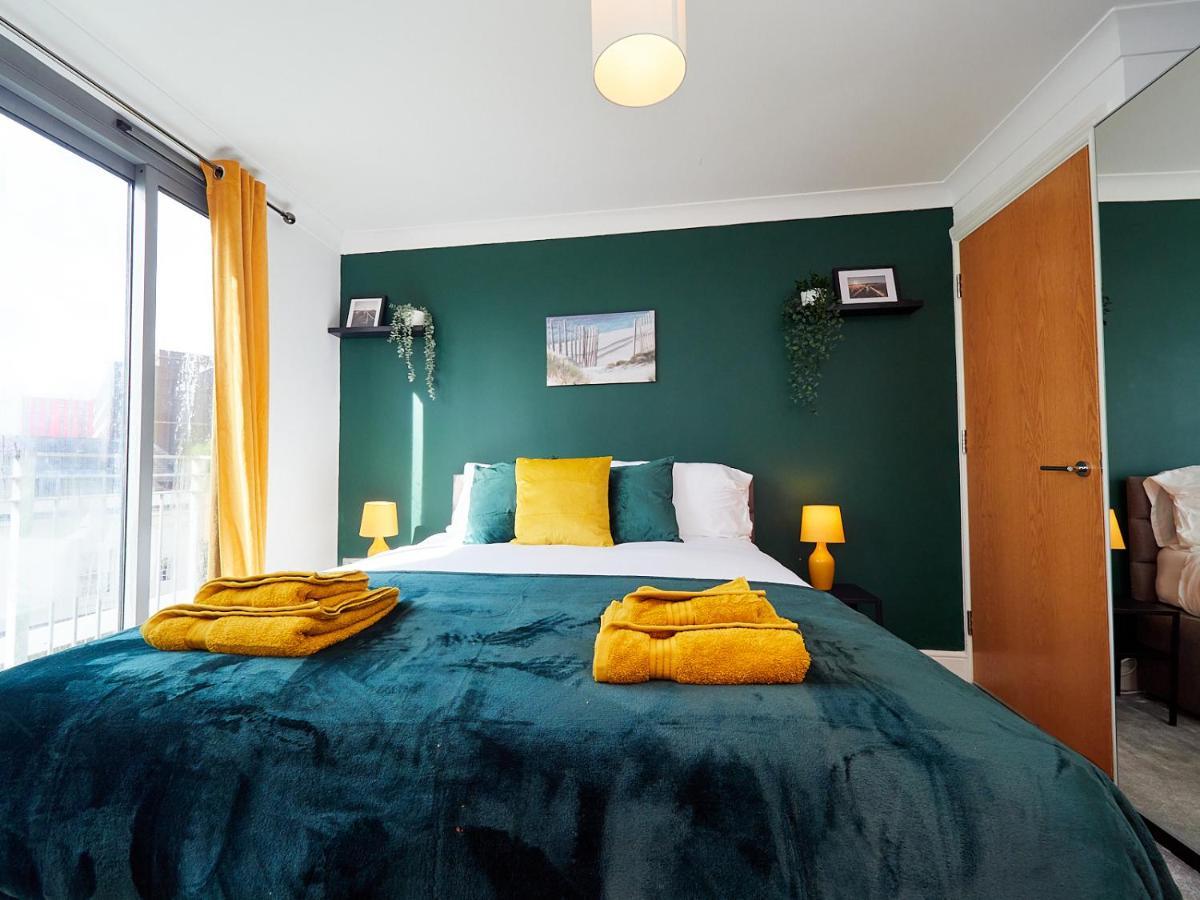 Emerald Suite - Two Story Duplex Apartment - Balcony - Contractors - Family - City Centre - Broadway Plaza - Five Ways - Sleeps 6 버밍엄 외부 사진